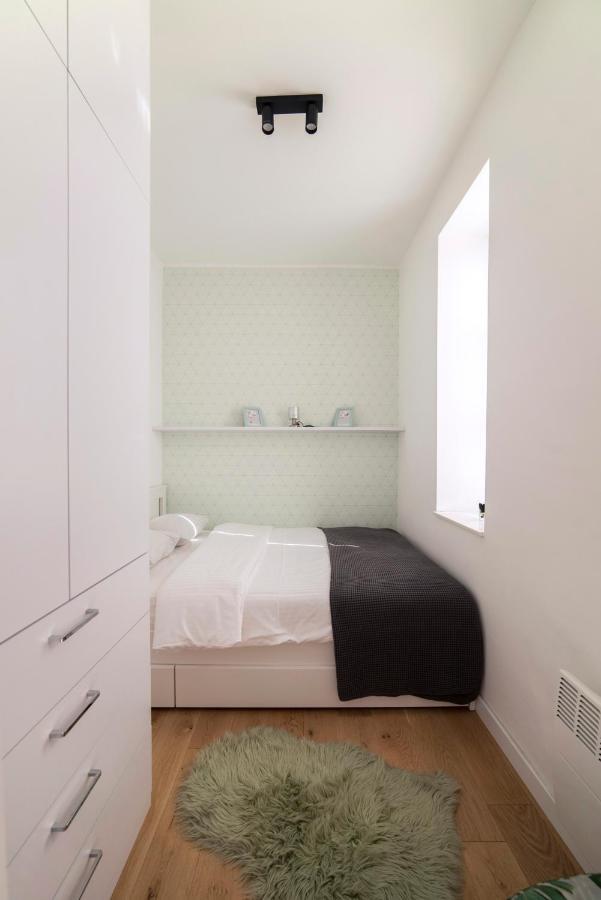 Leaf Apartment *
